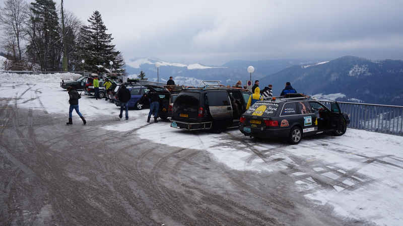 15 minutes after the jam cleared we found this lot with a view. The first of many during this trip. 12:00